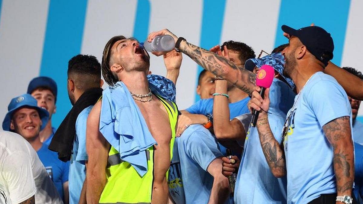 Spanilé oslavy City! Alkohol i hráči do půli těla. Za tři dny jsem snad nespal, říká jeden z šoumenů